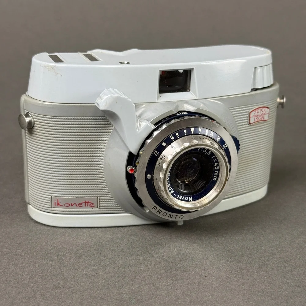 Zeiss Ikon Ikonette 35mm vintage Camera for parts or repair